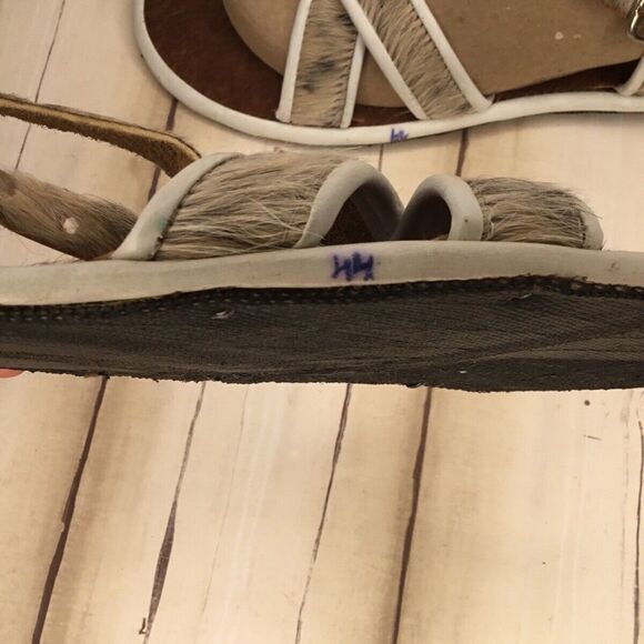 NWOT Handmade Unisex Brown/Tan Real Fur Boho Festival Sandals Size 44/M10/ W12 - Picture 2 of 12